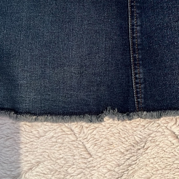NWT DKNY Denim Skirt Size 12 - Picture 2 of 5